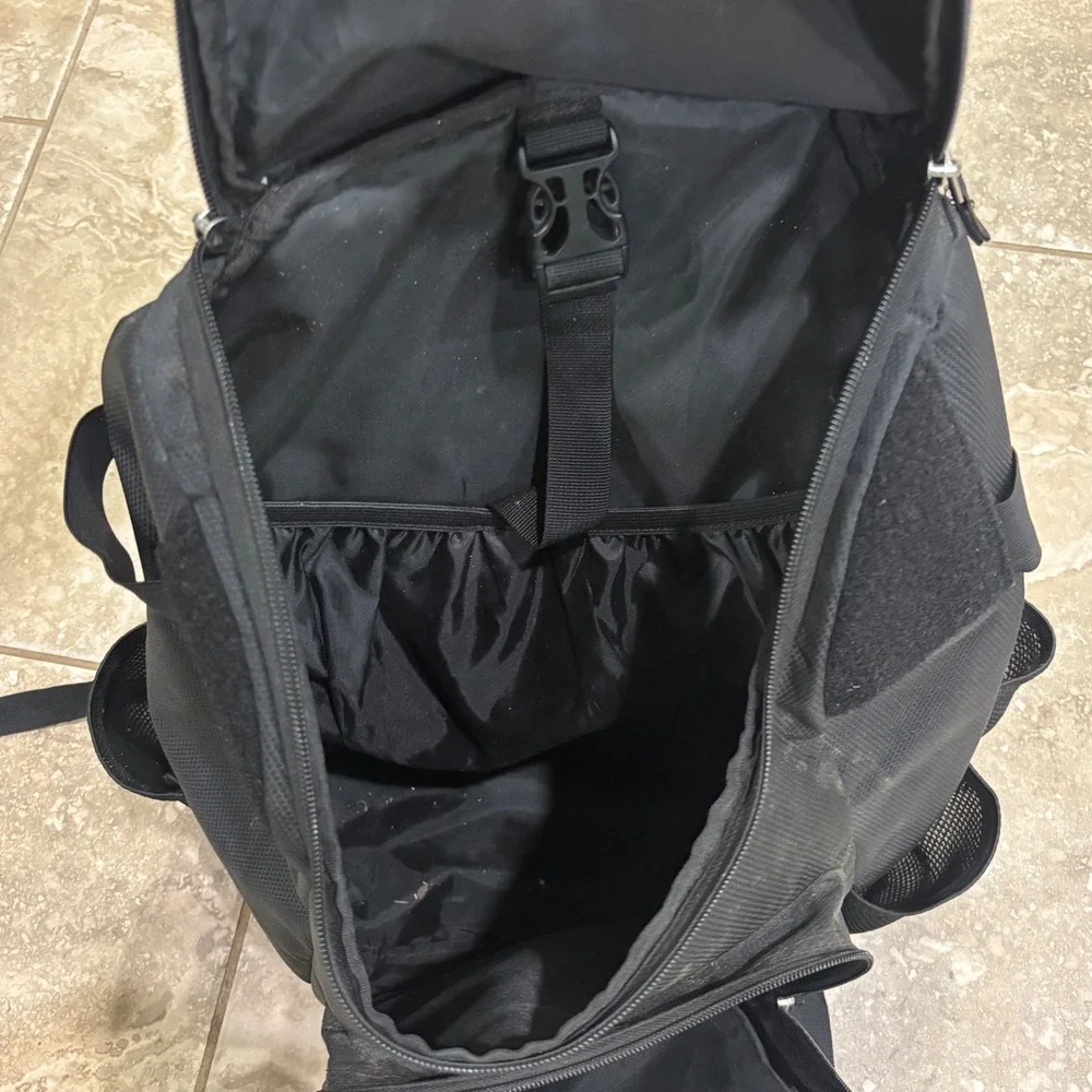 Rawlings Baseball Softball Equipment Backpack Black Dugout Bag with Fence Hooks